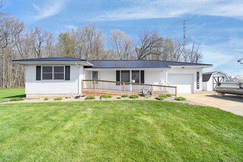 3326 Fox Rd, Lexington, OH, 44904 | Card Image