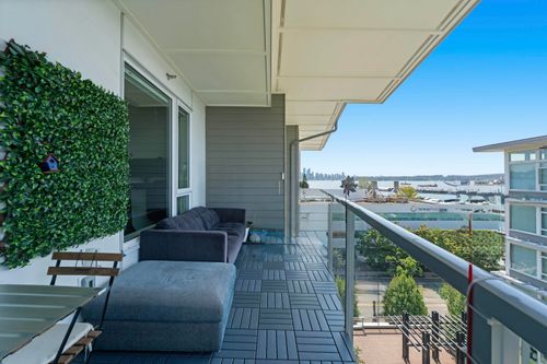 510-255 W 1st St, North Vancouver, BC, V7M3G8 | Card Image