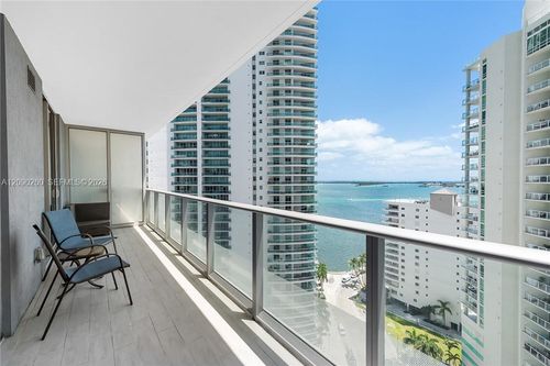 1905-1300 Brickell Bay Dr, Miami, FL, 33131-3380 | Card Image