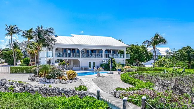 Ocean front beach house with pool (26 of | Image 49