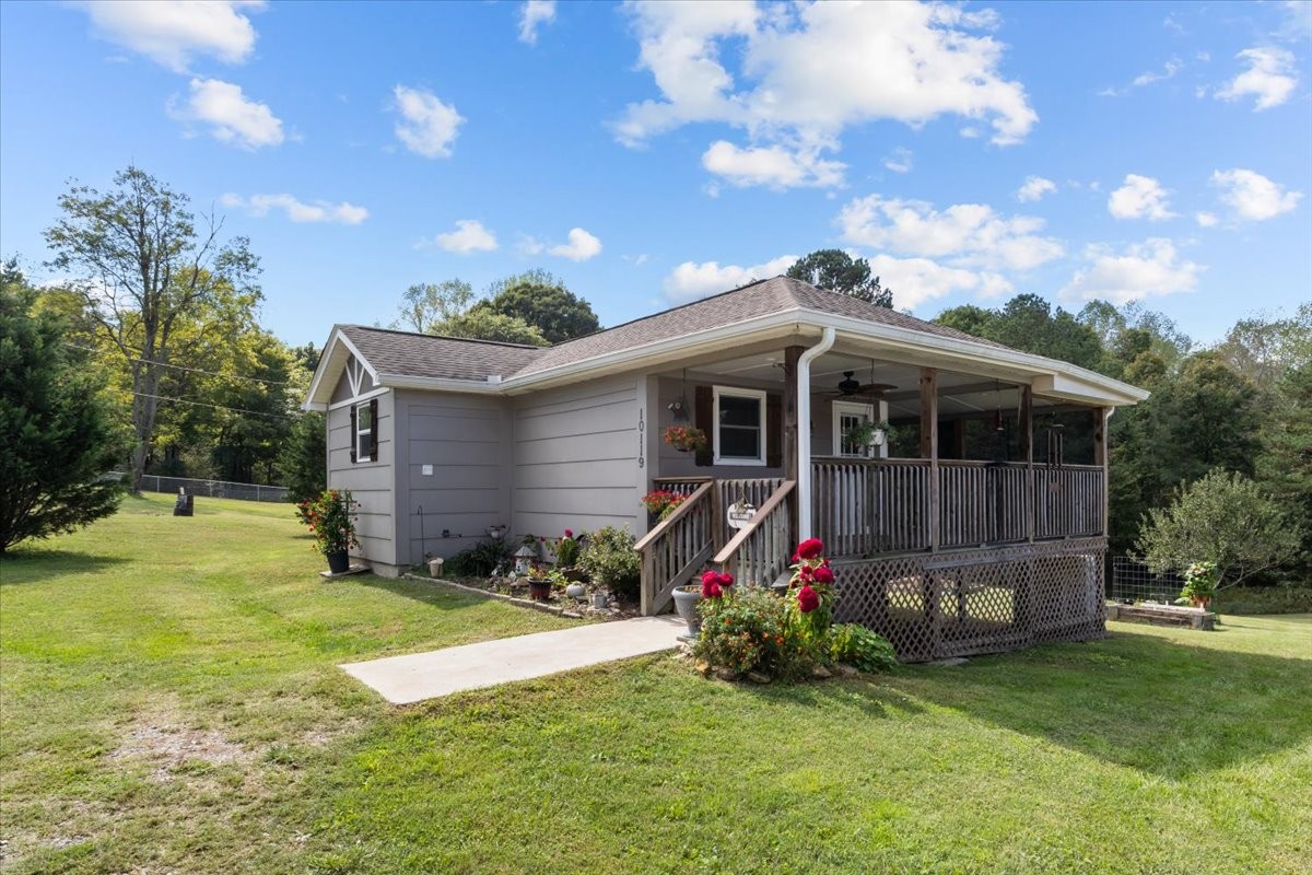 Black St, Lyles, TN 37098