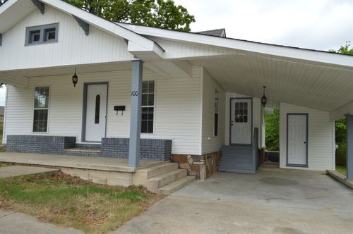 100 W Clinton St, Heber Springs, AR, 72543-3134 | Card Image