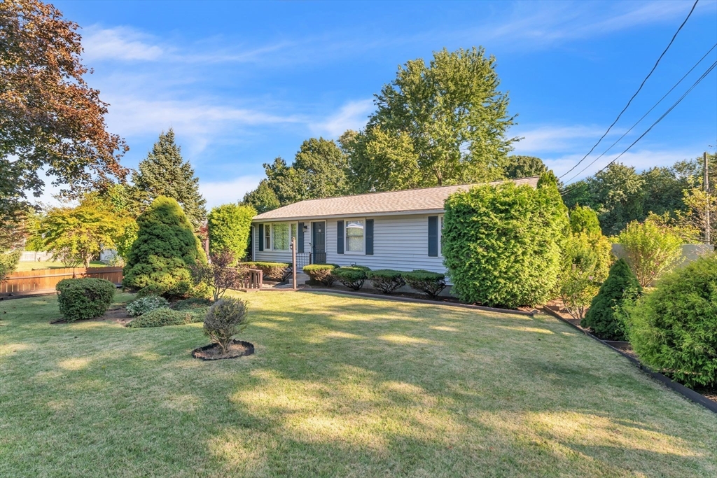 Puritan Rd, Springfield, MA 01119