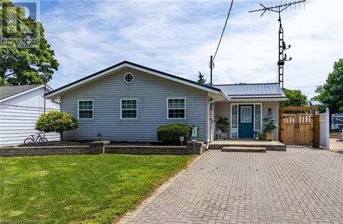 54 Ridgewood Dr, Vittoria, ON, N0E1T0 | Card Image