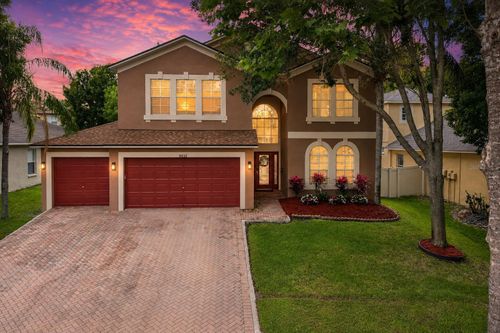 6932 Gray Catbird Loop, WESLEY CHAPEL, FL, 33545-3892 | Card Image