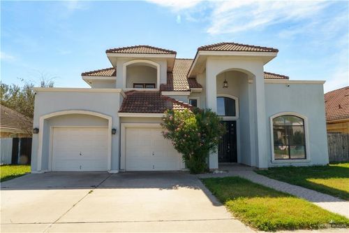 2702 Live Oak St, Mission, TX, 78574-4189 | Card Image