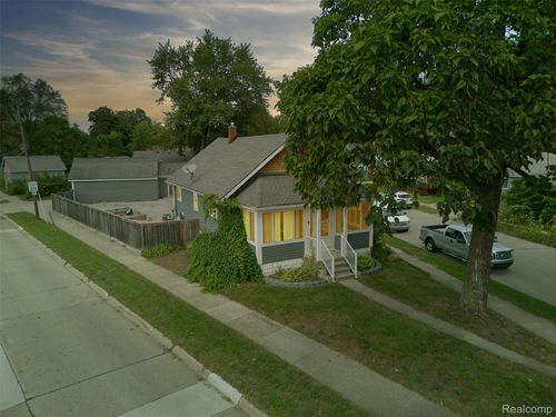 2859 Horton St, Ferndale, MI, 48220-1065 | Card Image