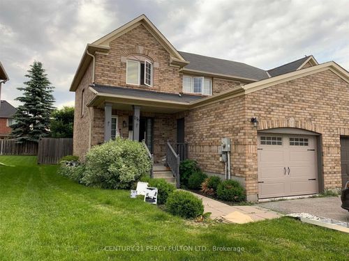 136 Tunbridge Rd, Barrie, ON, L4M6S2 | Card Image