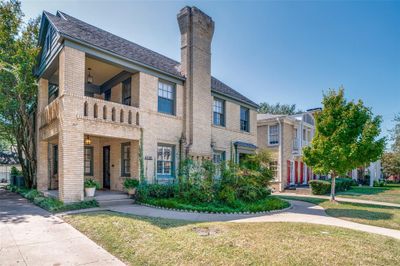 4108 &amp; 4110 Hawthorne Avenue, Home with 4 bedrooms, 2 bathrooms and null parking in Dallas TX | Image 1