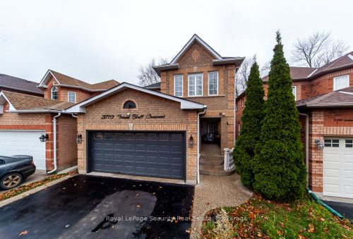 3770 Forest Bluff Cres, Mississauga, ON, L5N7T8 | Card Image