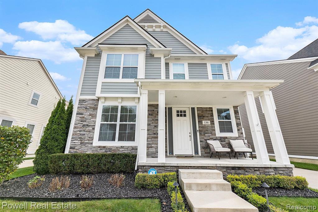Dorchester Ave, Royal Oak, MI 48067