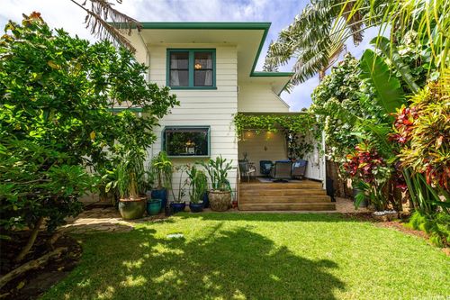 apt-b-2633B Nahaku Pl, Honolulu, HI, 96826-5697 | Card Image