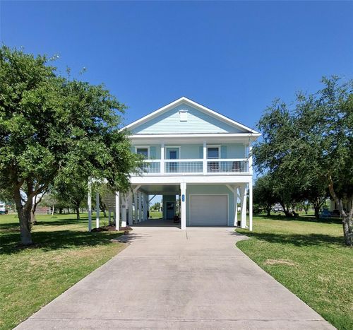 805 Nelson Ave, Port Bolivar, TX, 77650 | Card Image