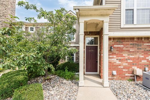 4291 Deeside Dr, Brighton, MI, 48116-8061 | Card Image
