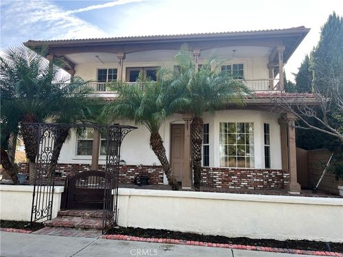 267 Mesa Dr, Costa Mesa, CA, 92627-4622 | Card Image