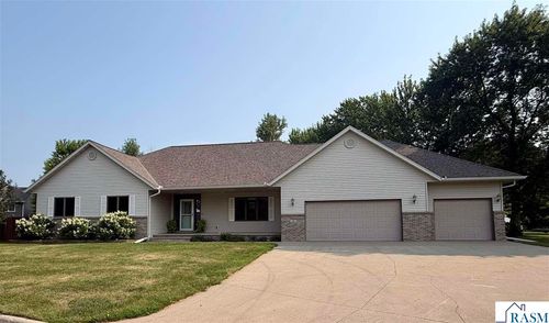 26 Shannon Ct, North Mankato, MN, 56003-1500 | Card Image