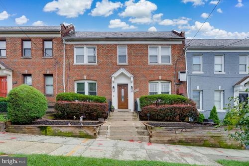 apt-2-1333 Adams St Ne, WASHINGTON, DC, 20018-3524 | Card Image