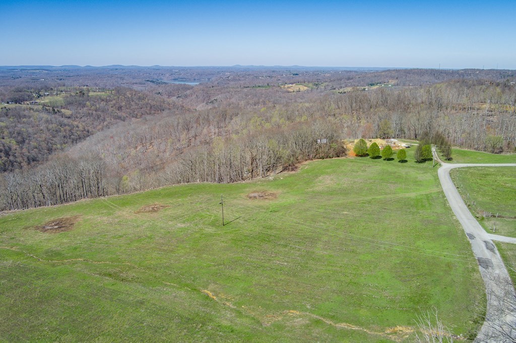 Land in Byrdstown 5