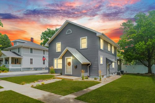 414 N Church St, Gibson City, IL, 60936-1226 | Card Image