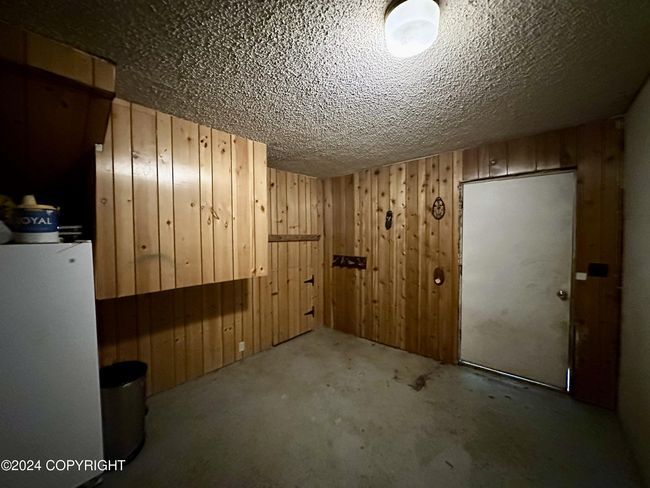 Downstairs Mud room | Image 20