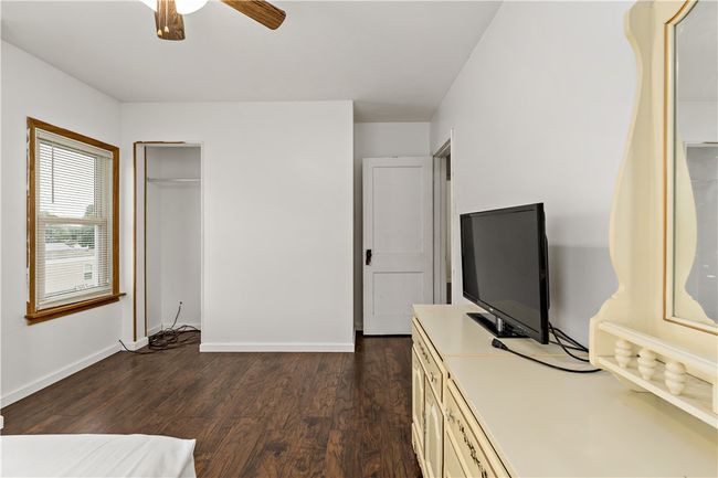 152 Pine St, House other with 4 bedrooms, 2 bathrooms and null parking in Jefferson PA | Image 13