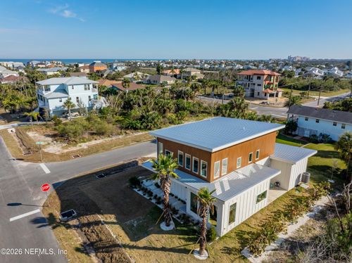 28 Flagler Dr, PALM COAST, FL, 32137-2430 | Card Image