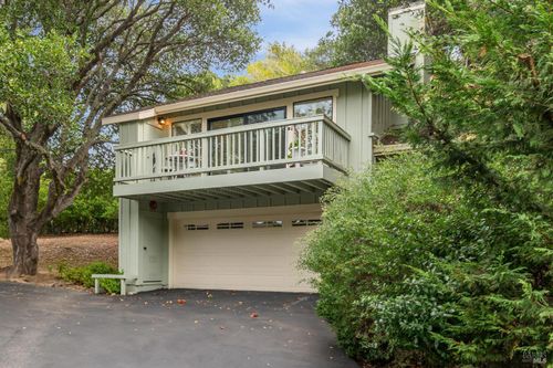 10 Tanoak Ct, Corte Madera, CA, 94925-2206 | Card Image