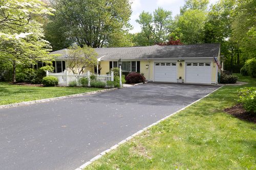 146 W Rocks Rd, Norwalk, CT, 06851-2232 | Card Image