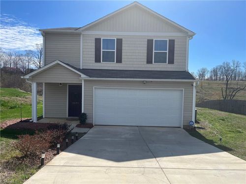 6375 Century Ln, Thomasville, NC, 27360-9581 | Card Image