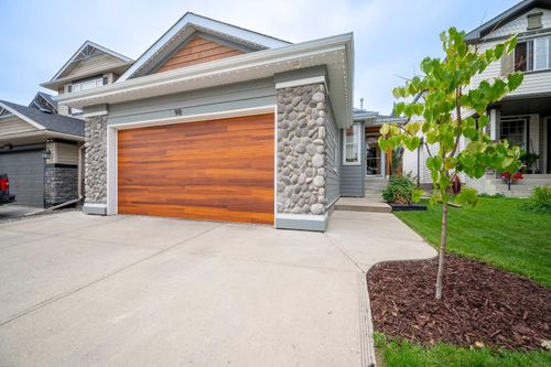 98 Chapala Grove Se, Calgary, AB, T2X3V5 | Card Image