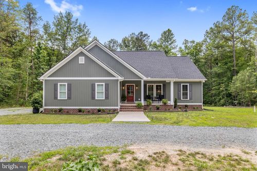 365 Moon Shadow Ln, LOUISA, VA, 23093-4921 | Card Image