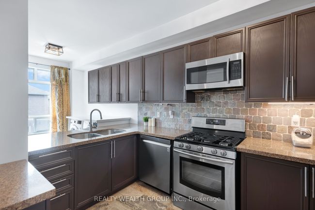 166 Sail Cres, House other with 5 bedrooms, 4 bathrooms and 4 parking in Maple ON | Image 10