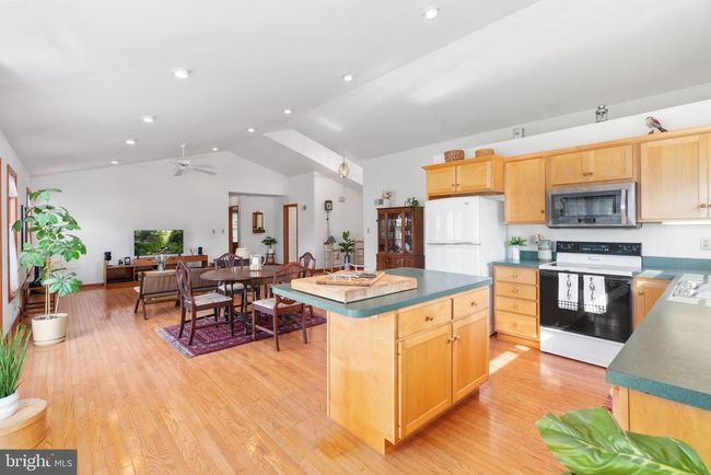 302 Steeplechase Dr, House other with 3 bedrooms, 2 bathrooms and null parking in ELVERSON PA | Image 36