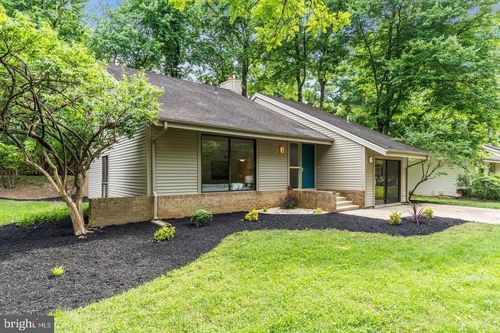 10 Tapiola Ct, ROCKVILLE, MD, 20850-2760 | Card Image