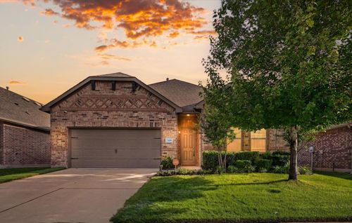 2429 Flowing Springs Dr, Fort Worth, TX, 76177-2266 | Card Image