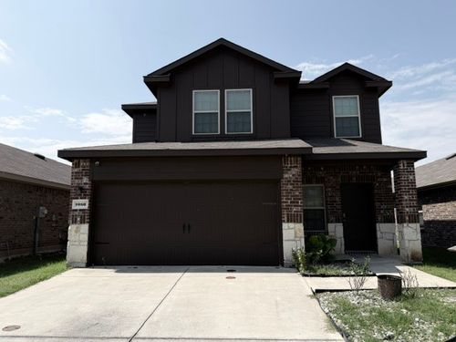 1050 Old Oaks Dr, Forney, TX, 75126-3558 | Card Image