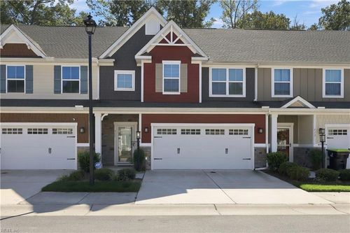 511 Eldridge Ln, Chesapeake, VA, 23323-6448 | Card Image