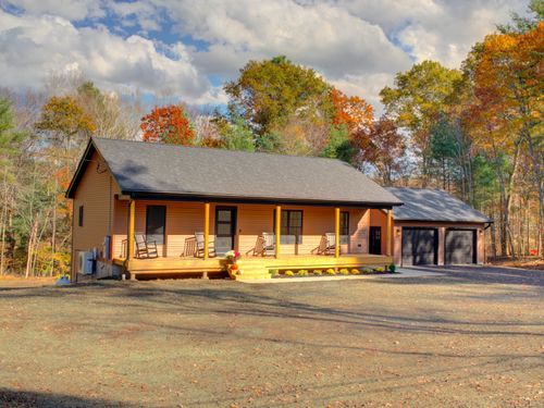 850 Brook Rd, Hampton, CT, 06247-1512 | Card Image