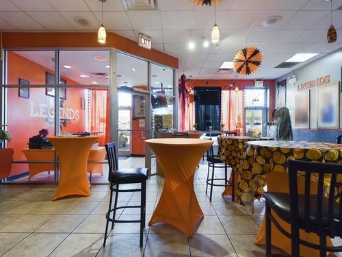 303 W 79th St, Chicago, IL, 60620-1131 | Card Image