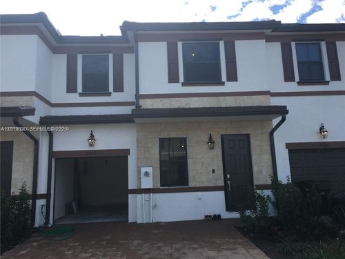 3388 W 100th Ter, Hialeah, FL, 33018-2102 | Card Image