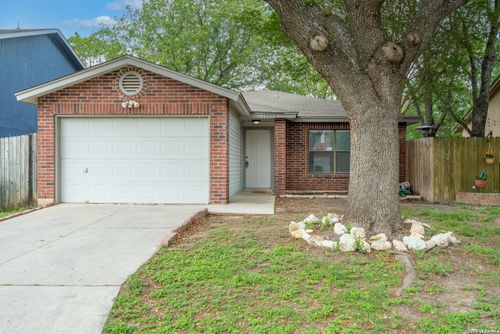 15503 Walnut Creek Dr, San Antonio, TX, 78247-5548 | Card Image