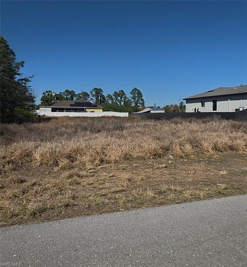 3902 2nd St Sw, Lehigh Acres, FL, 33976 | Card Image