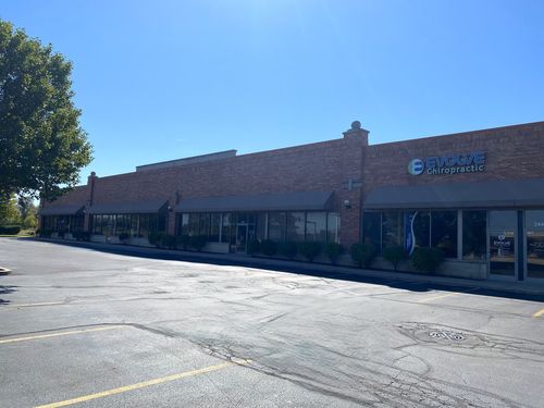 2424 Lake Shore Dr, Woodstock, IL, 60098-6944 | Card Image