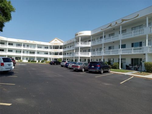 apt-56-2428 Columbia Dr, CLEARWATER, FL, 33763-3409 | Card Image