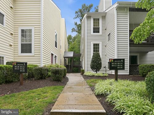 10120 Oakton Terrace Rd, OAKTON, VA, 22124-2925 | Card Image