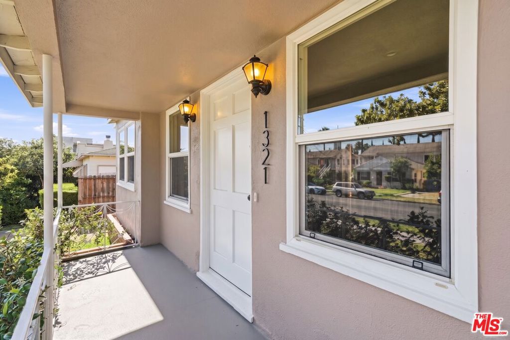 Residential Income in Glendale 5