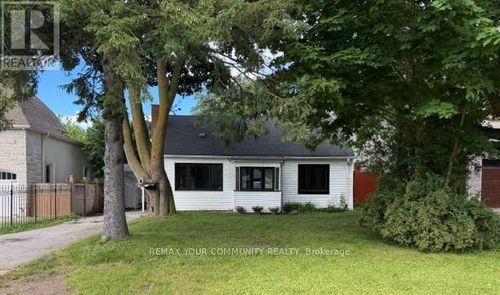 220 Ruggles Avenue, Richmond Hill (Harding), ON, L4C1Y5 | Card Image