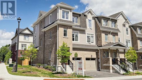 139 Senay Cir, Courtice, ON, L1E0G9 | Card Image