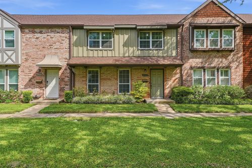 208-2325 Triway Ln, Houston, TX, 77043-2106 | Card Image