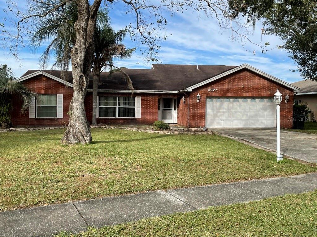 3227 Pleasant Lake Drive, Sold in TAMPA Zoocasa